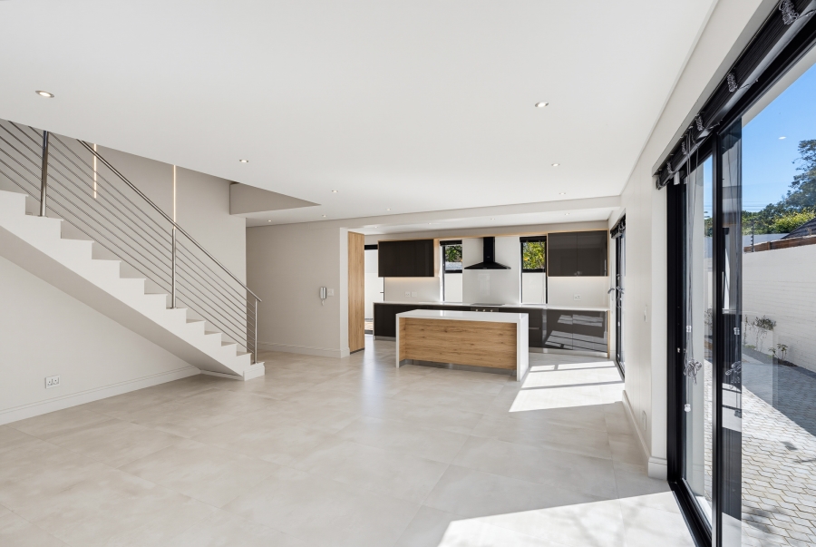 To Let 3 Bedroom Property for Rent in Pinelands Western Cape